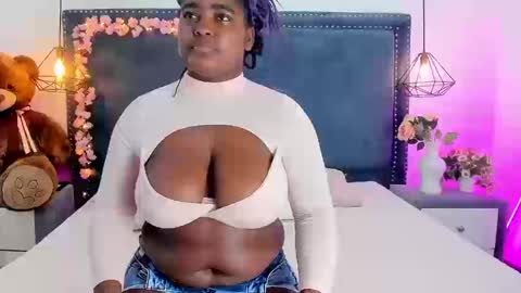 Sofy online show from 03-12-26, 02:01