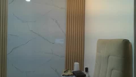 sofy_sexxi online show from 09-27-25, 02:05