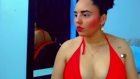 Sol Latiana online show from 06-07-26, 02:59