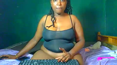 Solly bunny online show from 04-11-26, 01:54