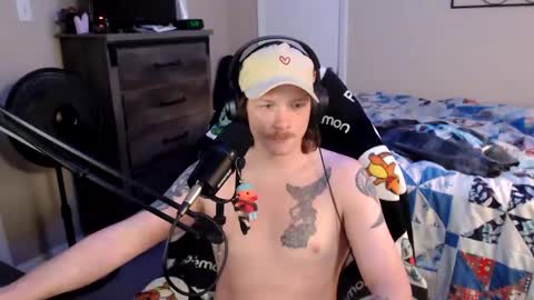 Snapshot of somethinqfunny chatting on 03-02-25, 11:20 Lover Boi online show from 03-02-25, 11:20