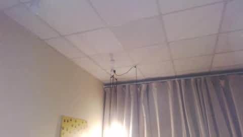 Snapshot of sondrariddle chatting on 04-29-26, 08:04 sondrariddle online show from 04-29-26, 08:04