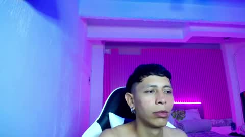 sonic_jess07 online show from 05-23-26, 01:22