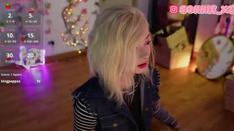 Snapshot of sonnie_mami chatting on 04-10-26, 02:44 Sonnie online show from 04-10-26, 02:44
