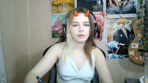 Snapshot of sonwosick chatting on 04-18-26, 05:17 Mila online show from 04-18-26, 05:17