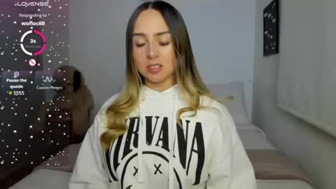 Snapshot of sophi_moreno chatting on 07-17-26, 03:02 Sofi online show from 07-17-26, 03:02