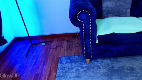 Snapshot of sophia_blade chatting on 01-21-25, 11:24 sophia_blade online show from 01-21-25, 11:24