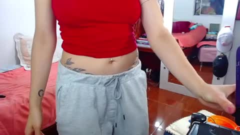 sophia_greey online show from 06-18-26, 10:47