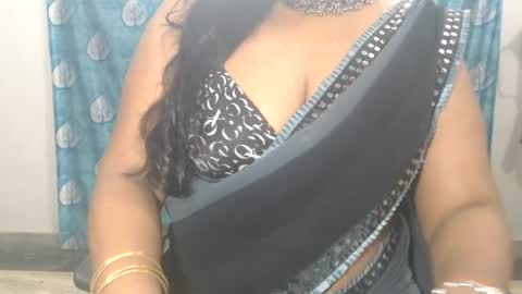 Snapshot of sophia_indian chatting on 07-20-26, 05:22 Sophia Tamil online show from 07-20-26, 05:22