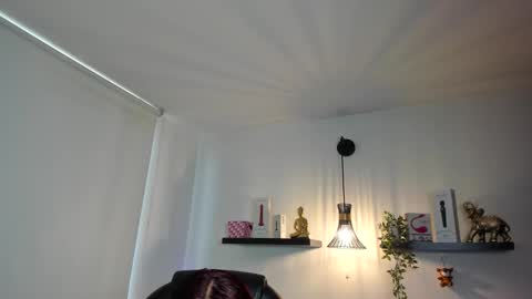 sophia_miller4 online show from 04-19-26, 09:06