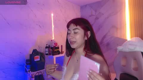 Sophia online show from 11-24-25, 01:11