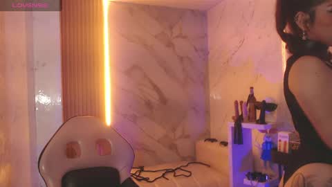 Snapshot of sophia_tf chatting on 04-28-26, 04:06 Sophia online show from 04-28-26, 04:06