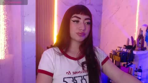 Snapshot of sophia_tf chatting on 06-01-26, 09:38 Sophia online show from 06-01-26, 09:38
