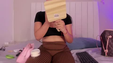 Michelle online show from 04-09-26, 02:00