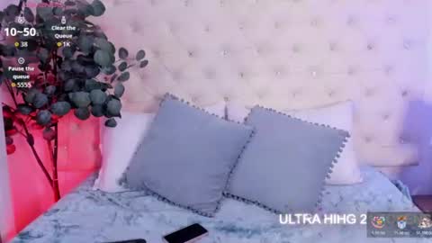 Sophia Paris online show from 07-18-26, 02:38