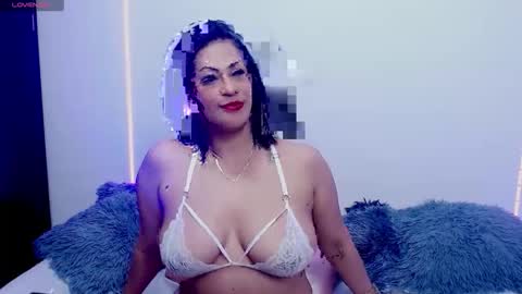 Sophia online show from 05-14-26, 04:19