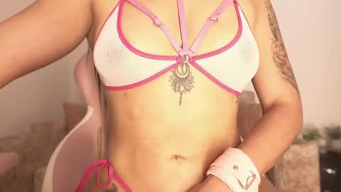 sophiacolemann online show from 05-18-26, 04:07