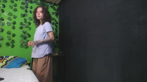 Snapshot of sophiamiller6 chatting on 07-02-26, 02:55 sophiamiller6 online show from 07-02-26, 02:55
