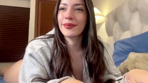 sophiarommie online show from 04-01-26, 05:08