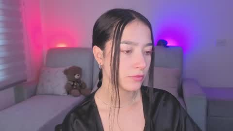 Snapshot of sophie_bbs chatting on 05-30-26, 04:37 Sophie online show from 05-30-26, 04:37