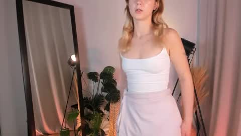 Sophia online show from 05-02-26, 02:00