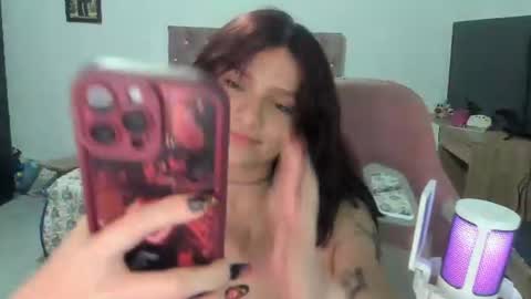 Snapshot of sophie_dolly_ chatting on 07-09-26, 03:21 sophie doll online show from 07-09-26, 03:21