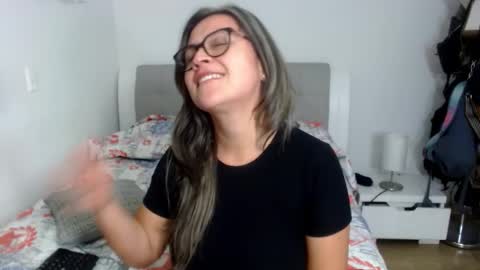 Snapshot of sophie_lopez1 chatting on 02-04-26, 01:33 Sofa online show from 02-04-26, 01:33