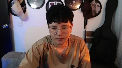 Snapshot of sophie_ross1 chatting on 04-13-26, 02:50 sophie_ross1 online show from 04-13-26, 02:50