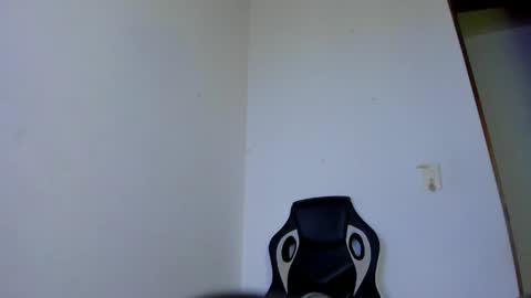 sophie_spencer1 online show from 04-18-26, 04:16