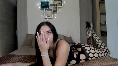 sophiebellucci online show from 07-06-26, 02:52