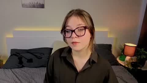 Sophia online show from 07-02-26, 06:19
