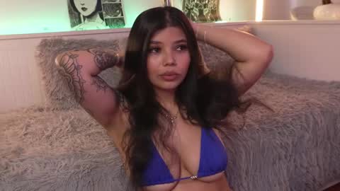 Sophiee  online show from 05-04-26, 08:16