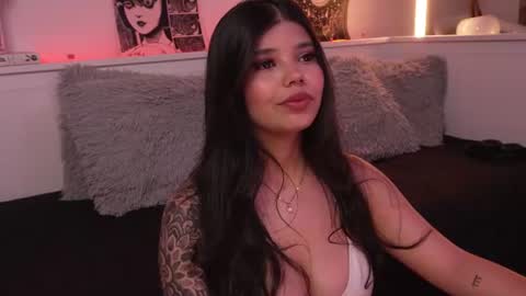 Sophiee  online show from 07-02-26, 03:23