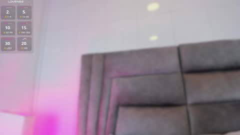 Snapshot of sophiee_smith chatting on 05-22-26, 11:27 Sophie online show from 05-22-26, 11:27