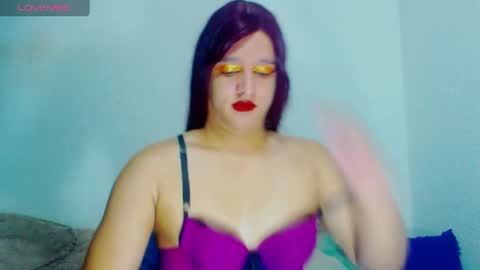 Snapshot of sophiehillsxo chatting on 05-13-26, 03:15 sophiehillsxo online show from 05-13-26, 03:15