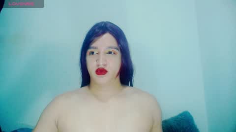 Snapshot of sophiehillsxo chatting on 05-15-26, 09:05 sophiehillsxo online show from 05-15-26, 09:05