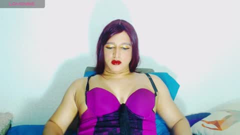 Snapshot of sophiehillsxo chatting on 05-16-26, 10:36 sophiehillsxo online show from 05-16-26, 10:36