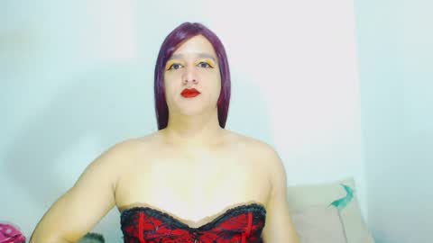 Snapshot of sophiehillsxo chatting on 05-18-26, 05:46 sophiehillsxo online show from 05-18-26, 05:46