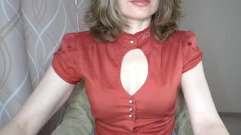 Sophiemisss online show from 05-19-26, 06:20