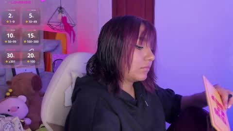 Snapshot of sophievv chatting on 01-07-26, 07:27 Sophie online show from 01-07-26, 07:27