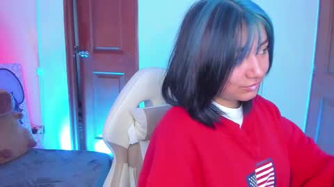 Snapshot of sophievv chatting on 02-02-26, 07:01 Sophie online show from 02-02-26, 07:01