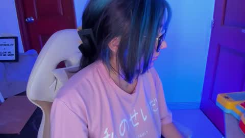 Snapshot of sophievv chatting on 02-18-26, 06:59 Sophie online show from 02-18-26, 06:59