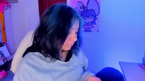 Snapshot of sophievv chatting on 02-23-26, 08:28 Sophie online show from 02-23-26, 08:28