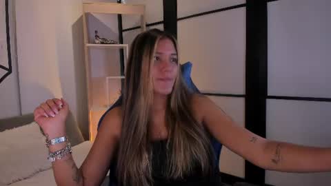 sophiewatson_ online show from 07-03-26, 12:55