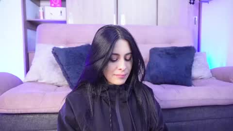 Snapshot of sophiiecums chatting on 05-13-26, 03:04 Sophiie online show from 05-13-26, 03:04