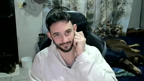 Snapshot of soquete123 chatting on 06-05-26, 06:52 soquete123 online show from 06-05-26, 06:52