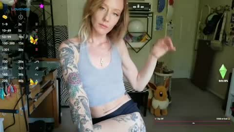 Snapshot of soraeev chatting on 06-23-26, 10:08 Sora Eev online show from 06-23-26, 10:08