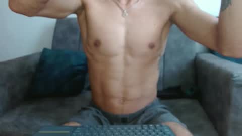 businessman online show from 04-14-26, 07:42