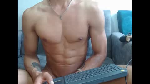 businessman online show from 04-15-26, 08:31