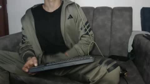 Snapshot of sornero777111 chatting on 05-14-26, 02:07 businessman online show from 05-14-26, 02:07
